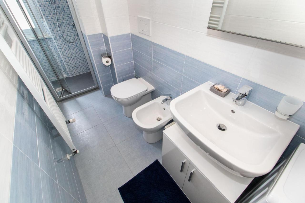 Roomy Flat Torino Lingotto Turin
